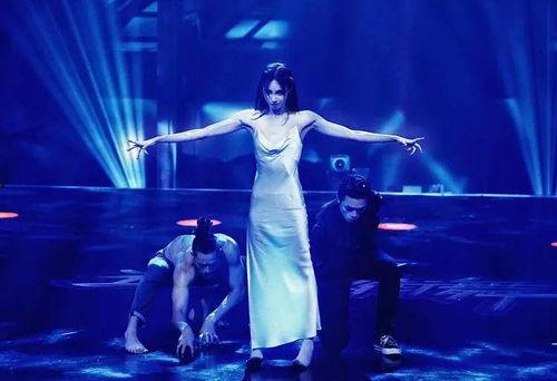 独家爆料网免费入口 独家爆料艺术学校极品舞蹈生 明星娱乐资讯,独家爆料极品舞蹈生与明星娱乐资讯